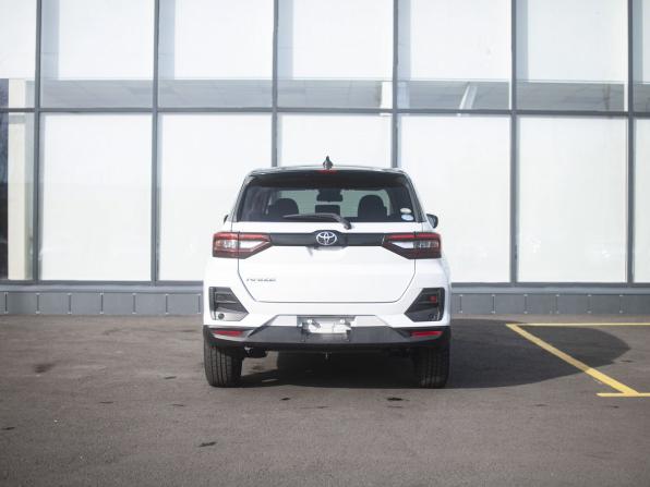 Toyota Raize I с пробегом 2020 года, цена 1 730 000 рублей, 31616 км, внедорожник, Автокод Объявления