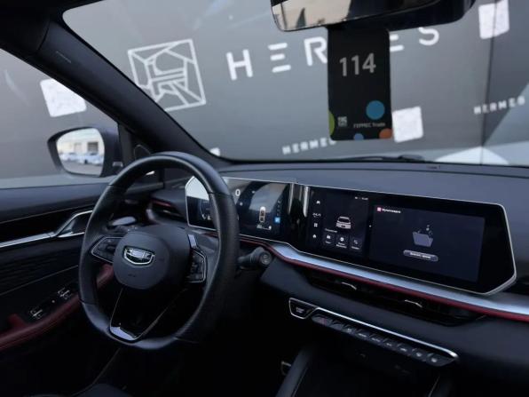 Geely Coolray I Рестайлинг с пробегом 2023 года, цена 1 879 000 рублей, 47843 км, внедорожник, Автокод Объявления
