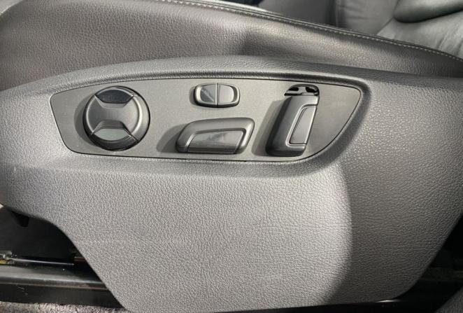 Volkswagen Touareg II Рестайлинг с пробегом 2015 года, цена 2 700 000 рублей, 184915 км, внедорожник, Автокод Объявления