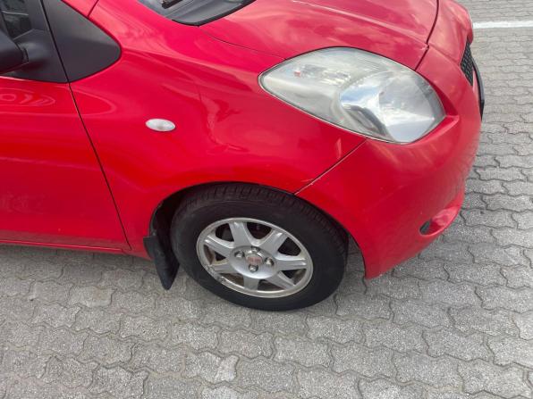Toyota Yaris II с пробегом 2007 года, цена 388 000 рублей, 239982 км, хэтчбек, Автокод Объявления