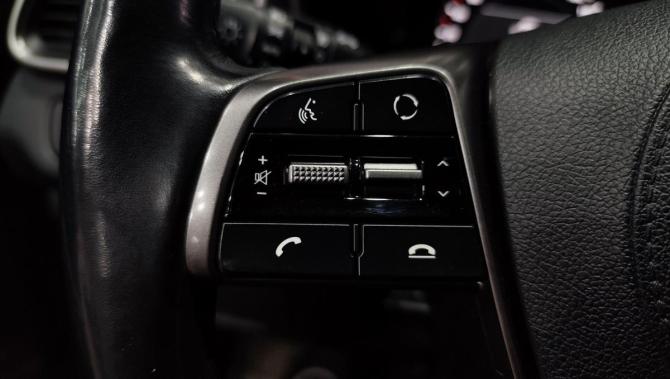 Kia Sorento III Prime Рестайлинг с пробегом 2019 года, цена 2 680 000 рублей, 99910 км, внедорожник, Автокод Объявления
