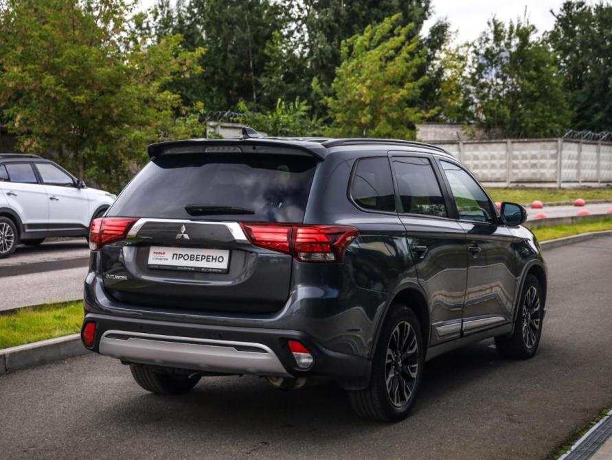 Mitsubishi Outlander III Рестайлинг 3 Санкт-Петербург  - изображение 6