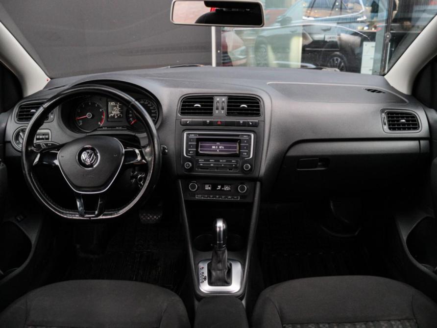 Volkswagen Polo V Рестайлинг Москва  - изображение 9