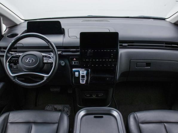 Hyundai Staria I с пробегом 2021 года, цена 5 408 000 рублей, 73232 км, минивэн, Автокод Объявления