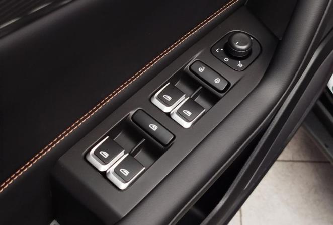 Geely Okavango I Рестайлинг с пробегом 2024 года, цена 2 990 000 рублей, 9582 км, внедорожник, Автокод Объявления