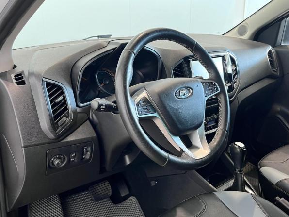 Lada (ВАЗ) XRAY I с пробегом 2020 года, цена 1 070 000 рублей, 143756 км, хэтчбек, Автокод Объявления