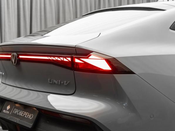 Changan UNI-V I с пробегом 2024 года, цена 2 450 000 рублей, 24251 км, лифтбек, Автокод Объявления