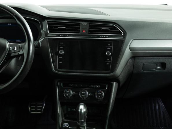 Volkswagen Tiguan II с пробегом 2018 года, цена 2 199 777 рублей, 143577 км, внедорожник, Автокод Объявления