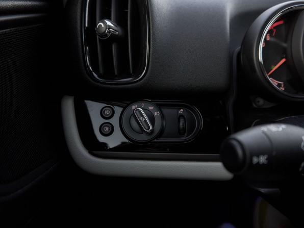 Mini Countryman II с пробегом 2017 года, цена 2 478 000 рублей, 143822 км, внедорожник, Автокод Объявления