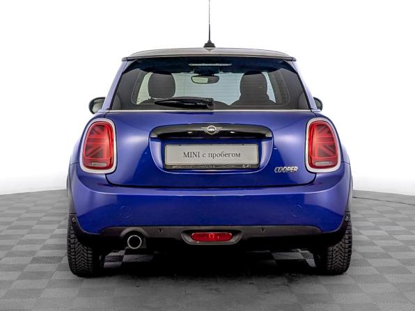 Mini Hatch III (F55/F56) Рестайлинг с пробегом 2021 года, цена 2 290 000 рублей, 54969 км, хэтчбек, Автокод Объявления