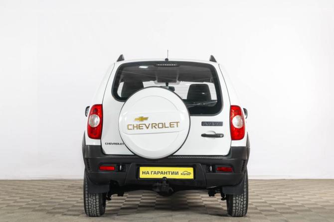 Chevrolet Niva I Рестайлинг с пробегом 2016 года, цена 629 000 рублей, 191808 км, внедорожник, Автокод Объявления