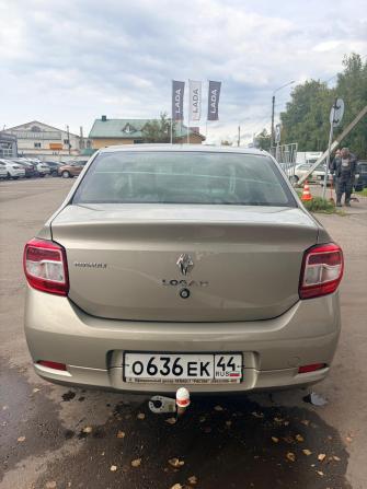 Renault Logan II с пробегом 2015 года, цена 500 000 рублей, 84000 км, седан, Автокод Объявления