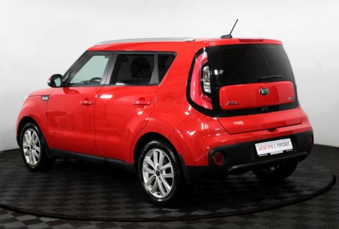 Kia Soul II Рестайлинг с пробегом 2018 года, цена 1 600 000 рублей, 61514 км, хэтчбек, Автокод Объявления