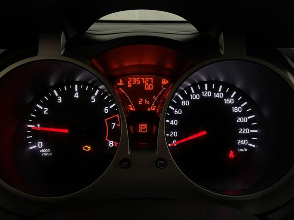 Nissan Juke I с пробегом 2011 года, цена 799 000 рублей, 235726 км, внедорожник, Автокод Объявления