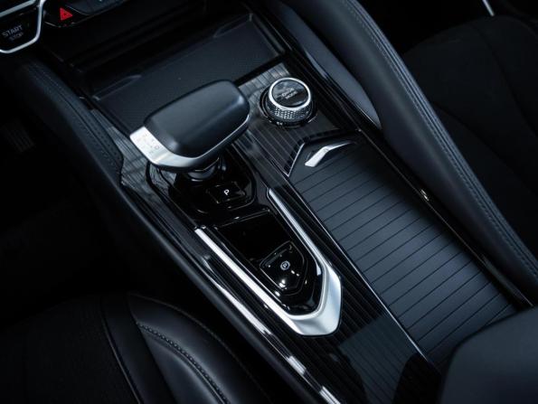 Geely Monjaro I с пробегом 2024 года, цена 3 255 000 рублей, 48673 км, внедорожник, Автокод Объявления