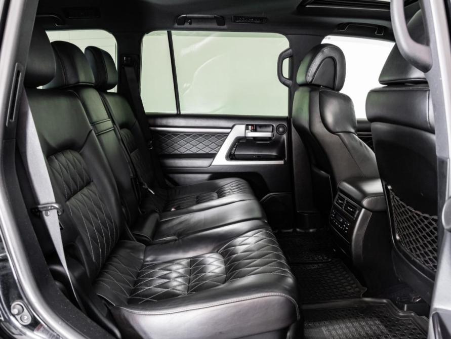 Toyota Land Cruiser 200 Series Рестайлинг 2 Санкт-Петербург  - изображение 27