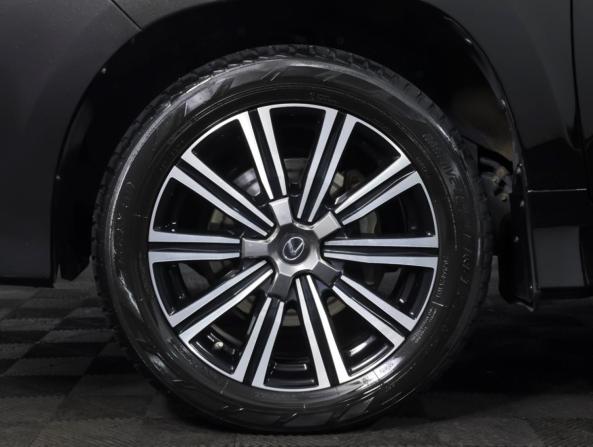 Lexus LX III Рестайлинг 2 с пробегом 2019 года, цена 7 600 000 рублей, 142000 км, внедорожник, Автокод Объявления