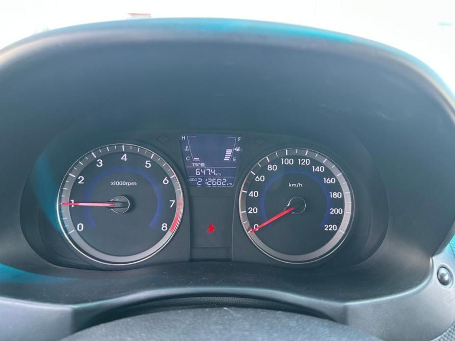 Hyundai Solaris I Москва  - изображение 17