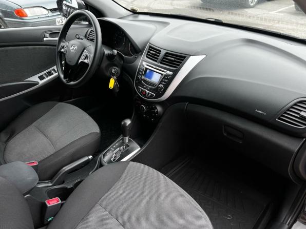 Hyundai Solaris I с пробегом 2012 года, цена 830 000 рублей, 165738 км, седан, Автокод Объявления