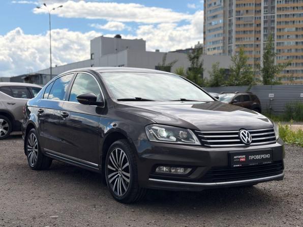 Volkswagen Passat B7 с пробегом 2014 года, цена 810 000 рублей, 218000 км, седан, Автокод Объявления