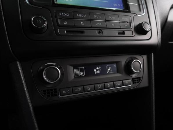 Volkswagen Polo V с пробегом 2013 года, цена 899 000 рублей, 140854 км, седан, Автокод Объявления