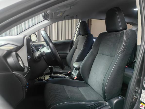 Toyota RAV4 IV (XA40) Рестайлинг с пробегом 2016 года, цена 1 890 000 рублей, 197605 км, внедорожник, Автокод Объявления