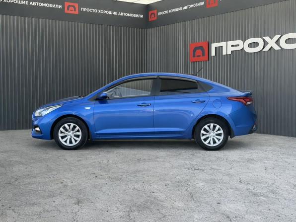 Hyundai Solaris II с пробегом 2017 года, цена 1 297 000 рублей, 153178 км, седан, Автокод Объявления