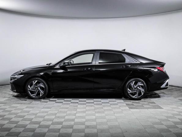 Hyundai Elantra VII (CN7) Рестайлинг с пробегом 2023 года, цена 2 150 000 рублей, 50500 км, седан, Автокод Объявления