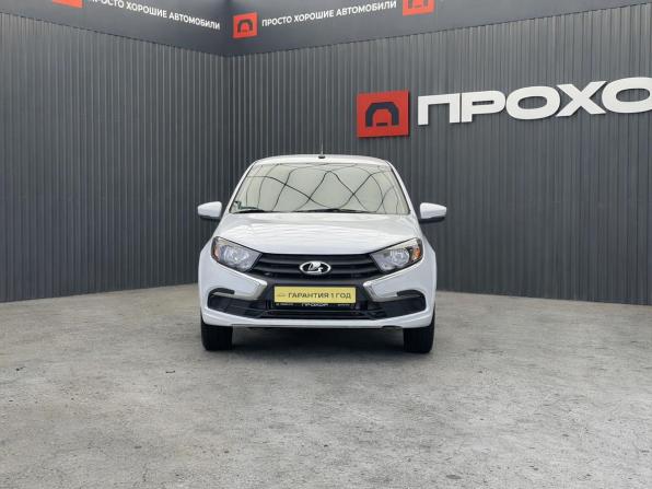 Lada (ВАЗ) Granta I Рестайлинг с пробегом 2023 года, цена 827 000 рублей, 28400 км, лифтбек, Автокод Объявления