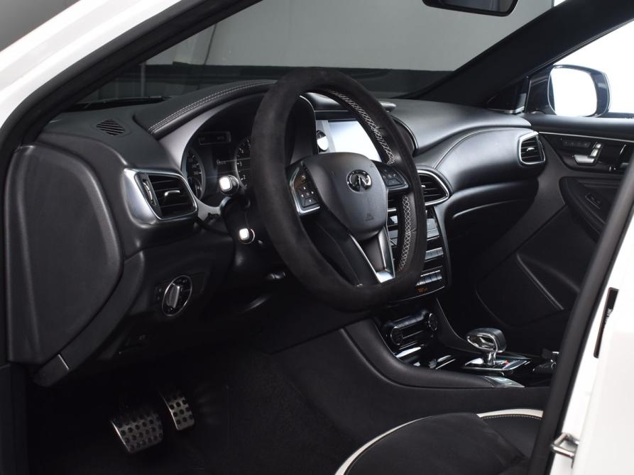 Infiniti Q30 Кемерово  - изображение 8