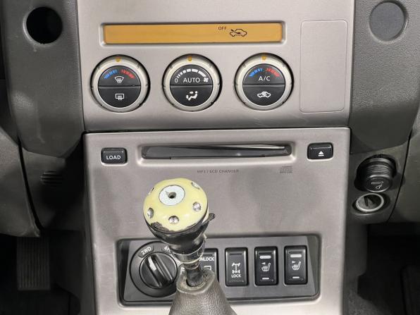 Nissan Navara (Frontier) III (D40) с пробегом 2006 года, цена 520 000 рублей, 259000 км, пикап, Автокод Объявления