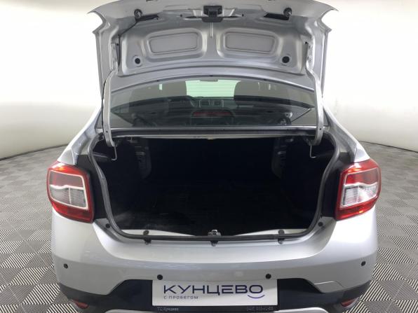 Renault Logan II Рестайлинг с пробегом 2020 года, цена 929 000 рублей, 176761 км, седан, Автокод Объявления
