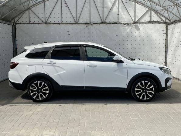 Lada (ВАЗ) Vesta I Рестайлинг (NG) с пробегом 2024 года, цена 1 590 000 рублей, 35843 км, универсал, Автокод Объявления