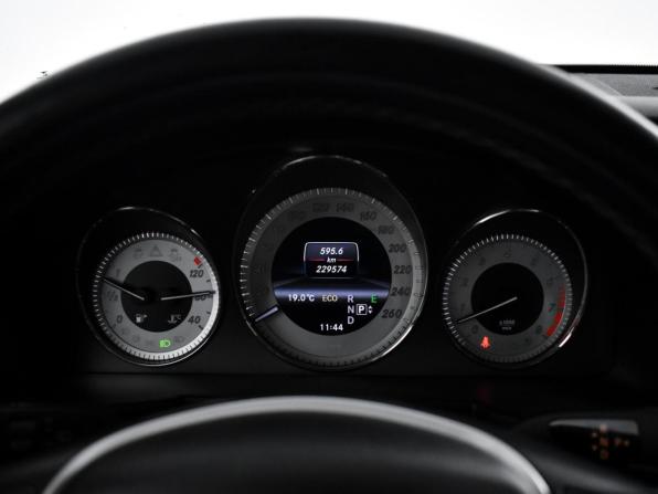 Mercedes-Benz GLK-Класс I (X204) Рестайлинг с пробегом 2012 года, цена 1 447 960 рублей, 228000 км, внедорожник, Автокод Объявления