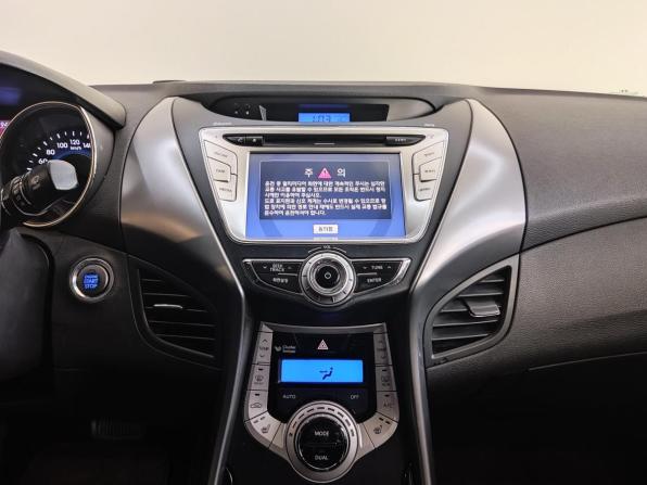 Hyundai Avante V с пробегом 2011 года, цена 1 090 000 рублей, 141942 км, седан, Автокод Объявления
