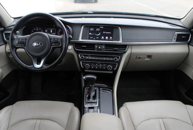 Kia Optima IV с пробегом 2017 года, цена 1 790 000 рублей, 211695 км, седан, Автокод Объявления