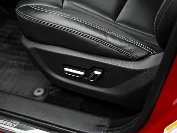Geely Atlas I с пробегом 2020 года, цена 1 414 000 рублей, 162283 км, внедорожник, Автокод Объявления