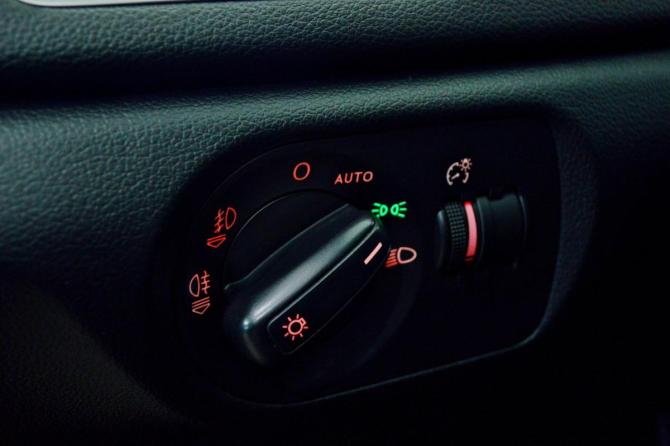 Audi Q3 I (8U) с пробегом 2013 года, цена 1 549 000 рублей, 170124 км, внедорожник, Автокод Объявления
