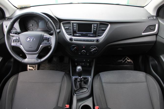 Hyundai Solaris II с пробегом 2017 года, цена 1 145 000 рублей, 135681 км, седан, Автокод Объявления