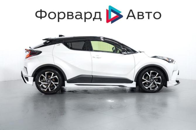 Toyota C-HR I с пробегом 2018 года, цена 2 240 000 рублей, 80188 км, внедорожник, Автокод Объявления