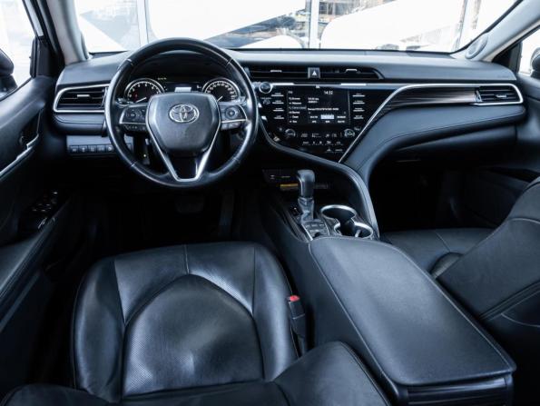 Toyota Camry VIII (XV70) с пробегом 2019 года, цена 2 340 000 рублей, 252397 км, седан, Автокод Объявления