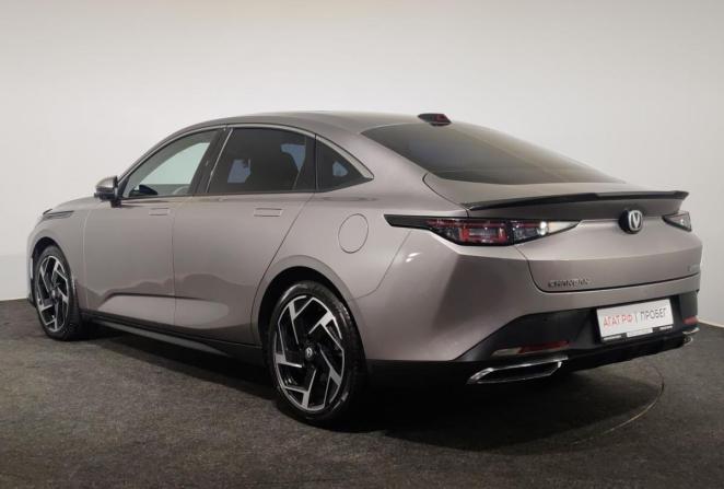 Changan Lamore с пробегом 2023 года, цена 2 000 000 рублей, 54245 км, седан, Автокод Объявления