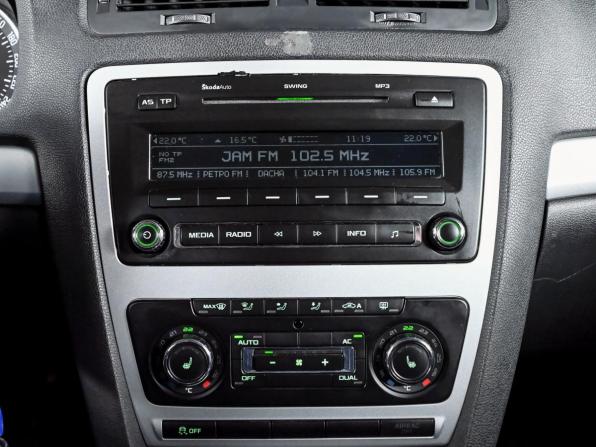 Skoda Octavia II (A5) Рестайлинг с пробегом 2012 года, цена 970 000 рублей, 161430 км, лифтбек, Автокод Объявления