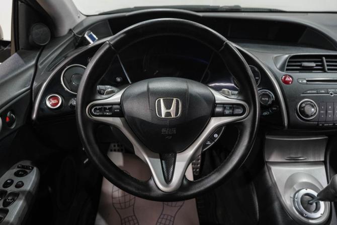 Honda Civic VIII с пробегом 2007 года, цена 679 000 рублей, 257000 км, хэтчбек, Автокод Объявления