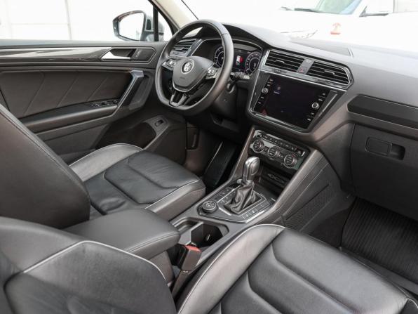 Volkswagen Tiguan II с пробегом 2018 года, цена 2 633 000 рублей, 197738 км, внедорожник, Автокод Объявления