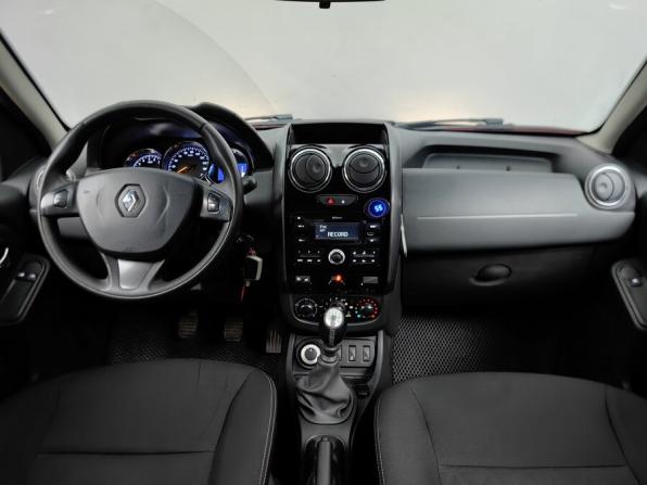 Renault Duster I Рестайлинг с пробегом 2018 года, цена 1 104 000 рублей, 182217 км, внедорожник, Автокод Объявления