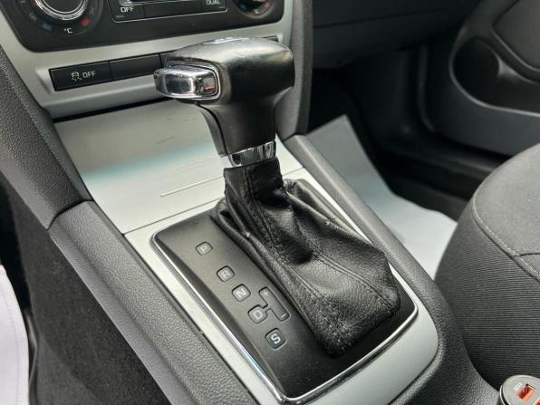 Skoda Octavia II (A5) Рестайлинг с пробегом 2011 года, цена 699 000 рублей, 218358 км, лифтбек, Автокод Объявления