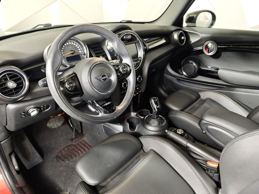 Mini Hatch III (F55/F56) Рестайлинг Москва  - изображение 12