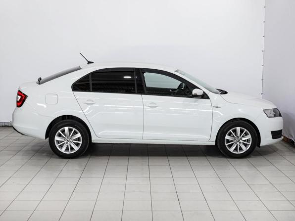 Skoda Rapid I Рестайлинг с пробегом 2019 года, цена 1 299 000 рублей, 140987 км, лифтбек, Автокод Объявления