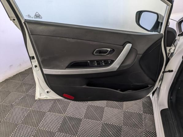 Kia Ceed II Рестайлинг с пробегом 2016 года, цена 1 090 000 рублей, 195564 км, хэтчбек, Автокод Объявления